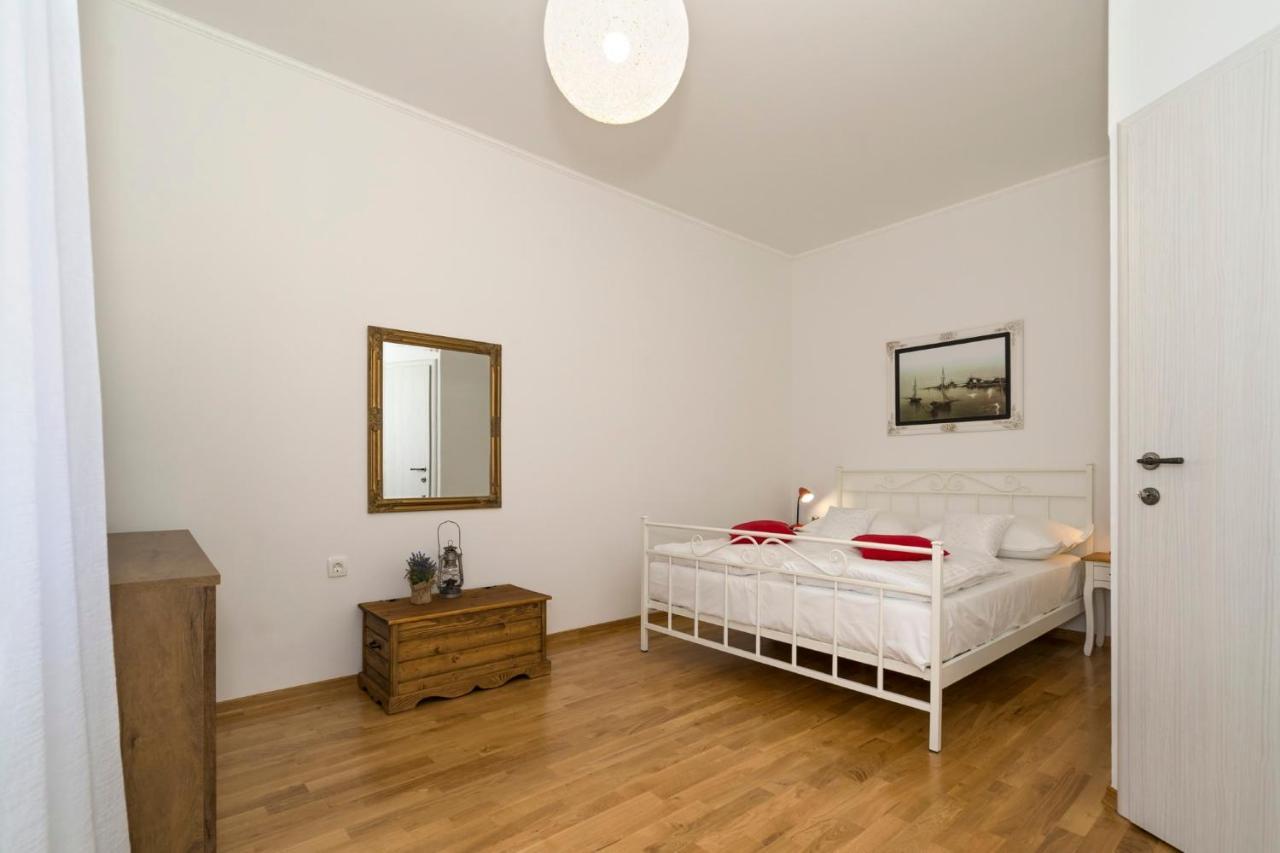 Apartment Dinka With Terrace Сплит Екстериор снимка
