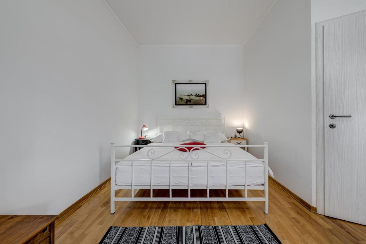 Apartment Dinka With Terrace Сплит Екстериор снимка