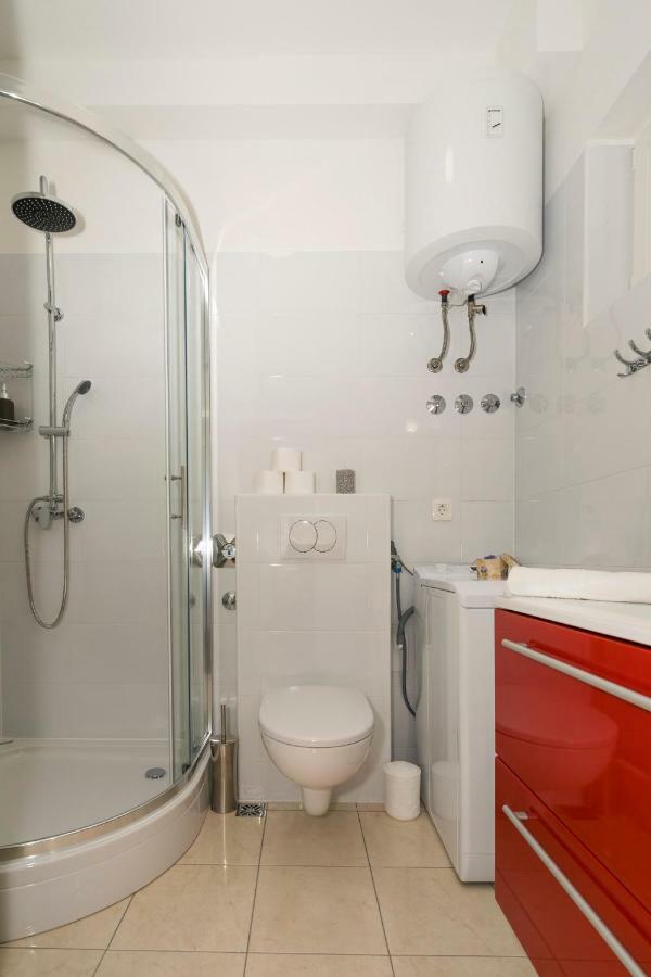 Apartment Dinka With Terrace Сплит Екстериор снимка