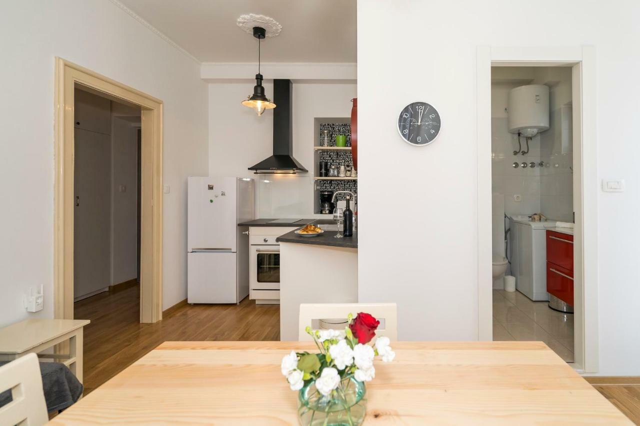 Apartment Dinka With Terrace Сплит Екстериор снимка